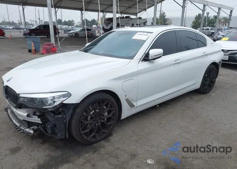 2018 BMW 530E Iperformance z USA, uszkodzony, nr VIN WBAJA9C58JB252756